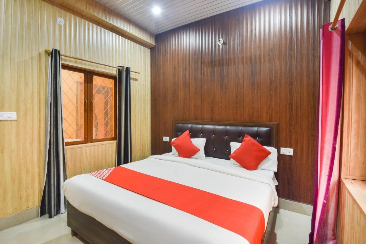 Oyo Flagship Yuvraj Inn Rājpur Esterno foto